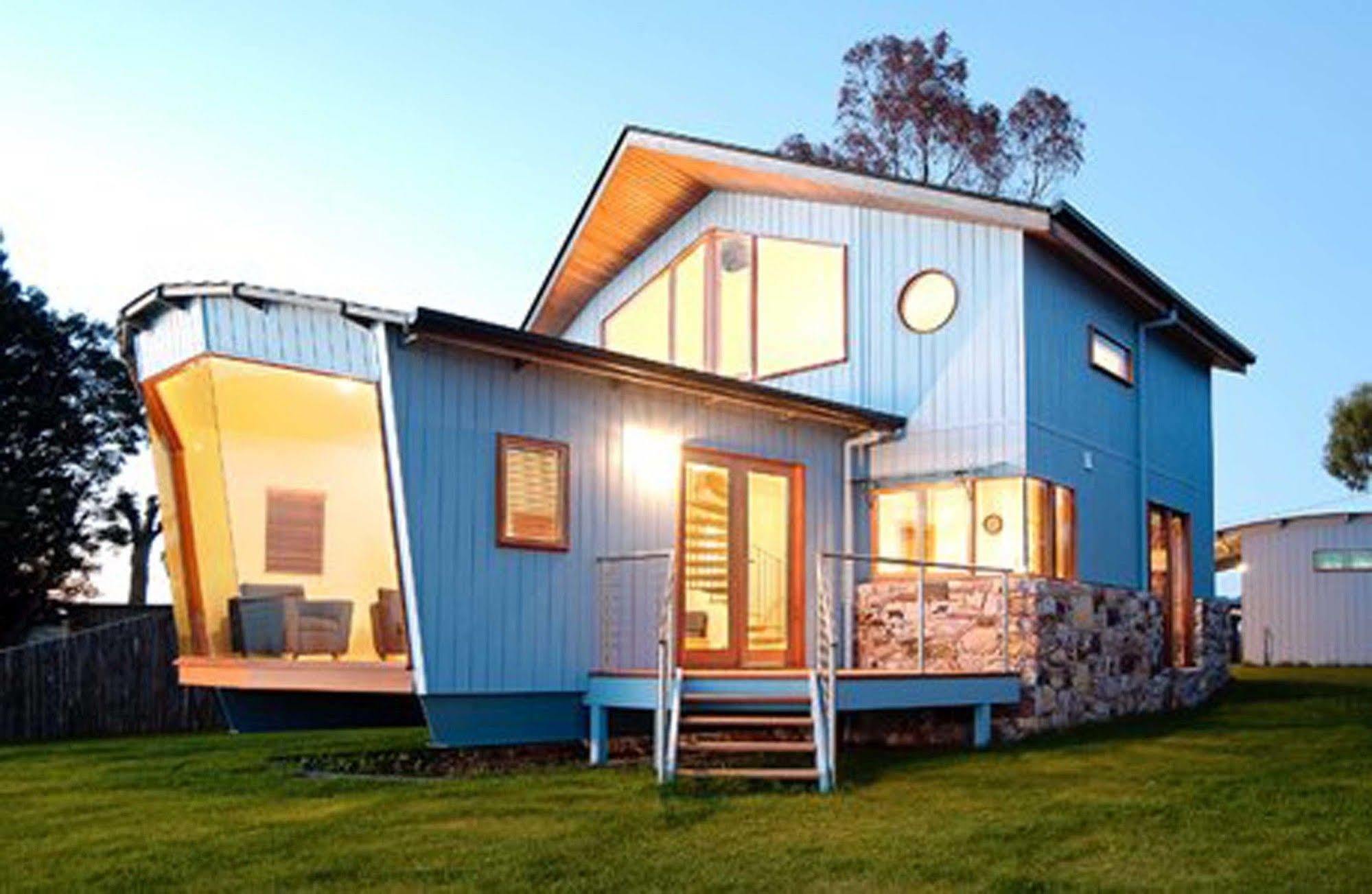 Wheelhouse Apartments Strahan Exterior photo