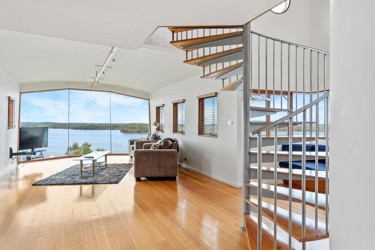 Wheelhouse Apartments Strahan Exterior photo
